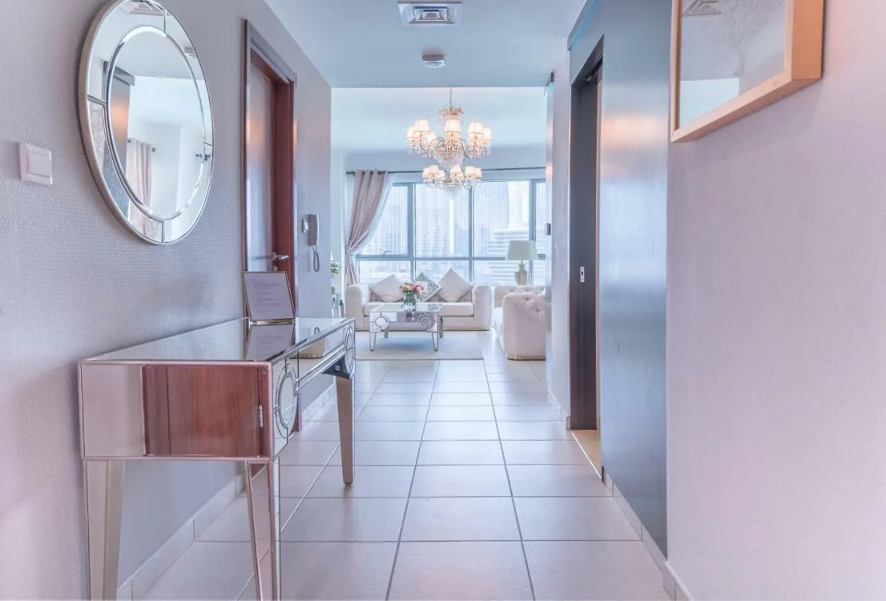 Elite Royal Apartment: Burj Khalifa View & 3-Bedroom Luxury Dubai Apartment